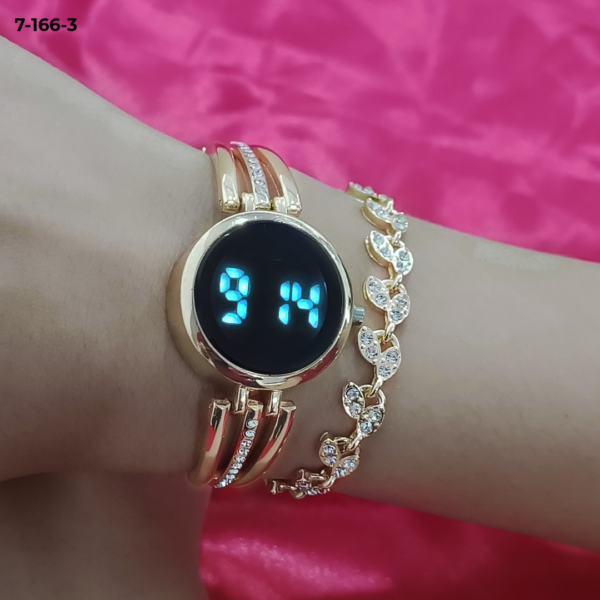 Reloj Luxur LED con Pulsera y Estuche Original para Dama - Image 10