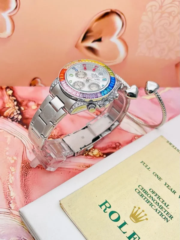 Reloj Rolex Daytona Piedras Dama Plateado Fondo Blanco
