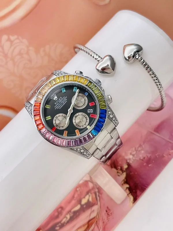 Reloj Rolex Daytona Piedras Dama Plata Fondo Negro